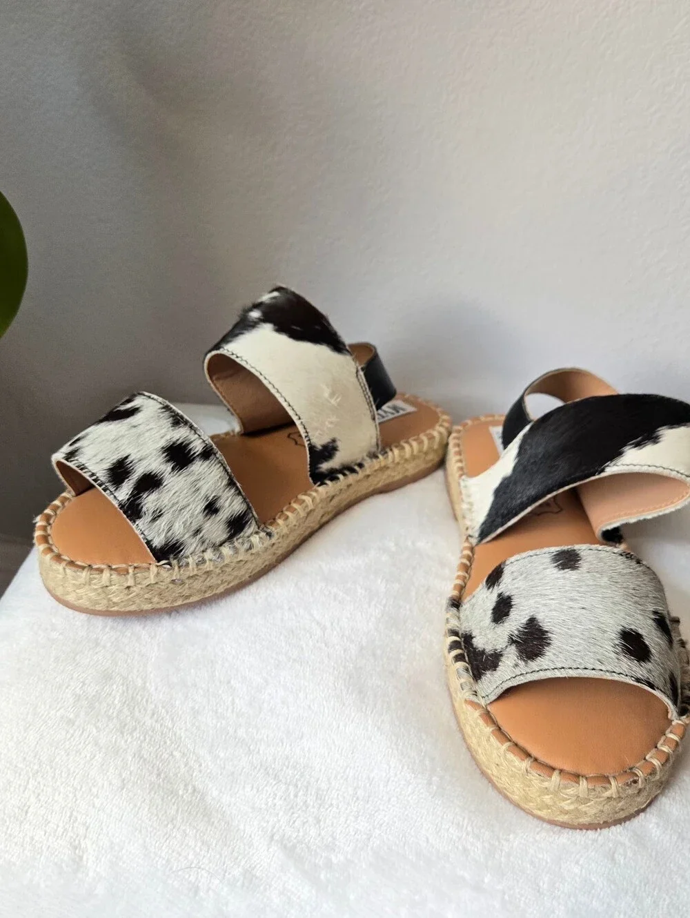 NWOT Myra Mignon Black & White Hair-On Cowhide Espadrille Sandals Size 6